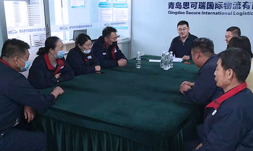 注重企业的社会责任及可持续发展，精益求精，不断在运输事业上努力拼搏